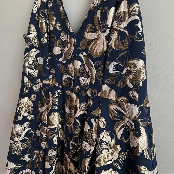 Badgley Mischka Floral Jacquard dress - Picture 6 of 10